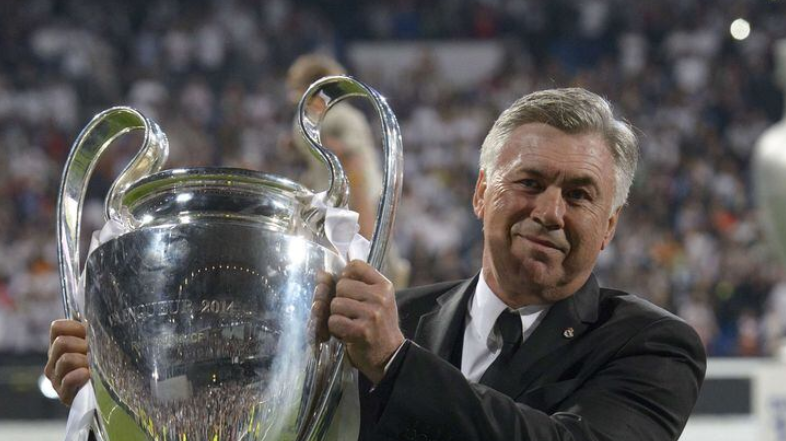 Ancelotti levantando la Champions